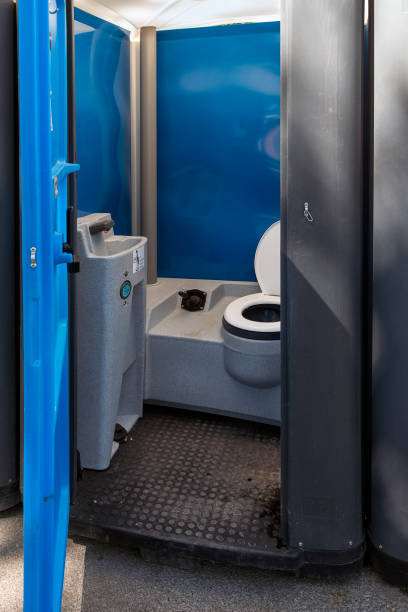 Best Portable bathroom rental  in Shepherd, MI